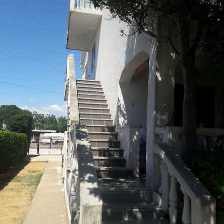 Apartment Zdenka Povljana Εξωτερικό φωτογραφία