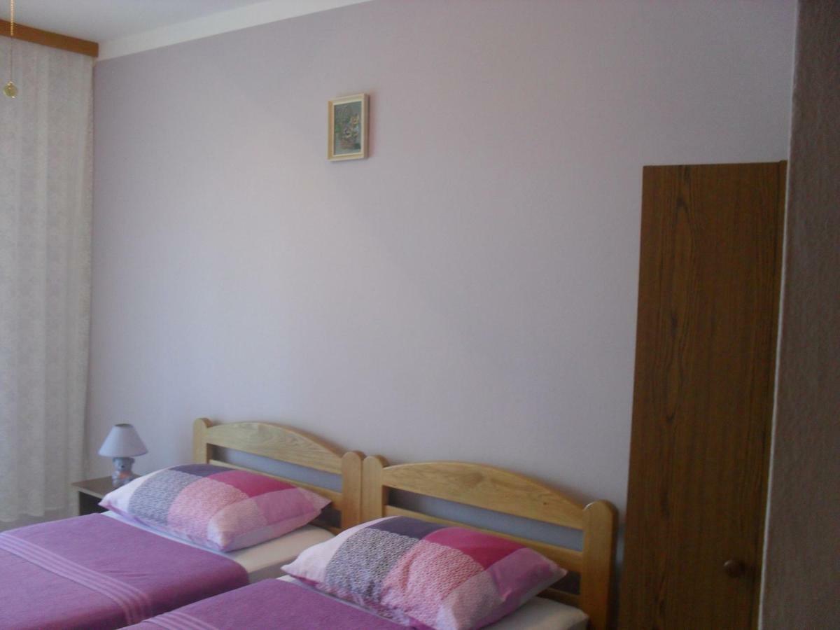 Apartment Zdenka Povljana Εξωτερικό φωτογραφία