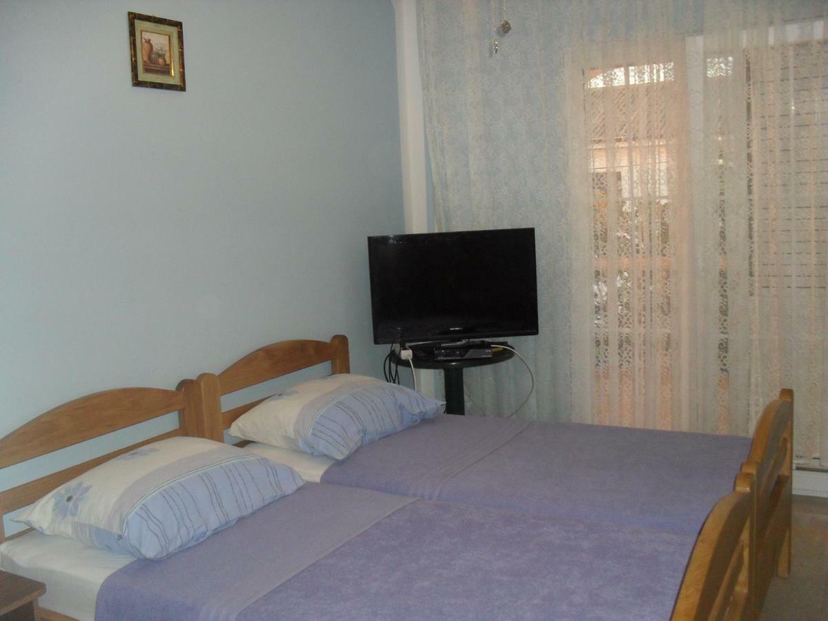 Apartment Zdenka Povljana Εξωτερικό φωτογραφία