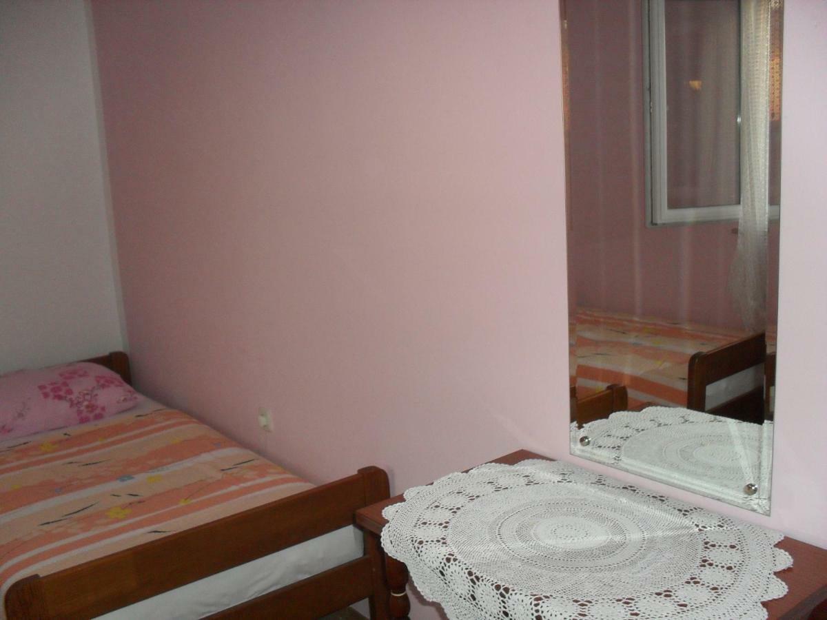 Apartment Zdenka Povljana Εξωτερικό φωτογραφία