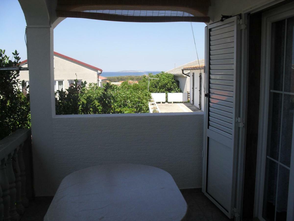Apartment Zdenka Povljana Εξωτερικό φωτογραφία