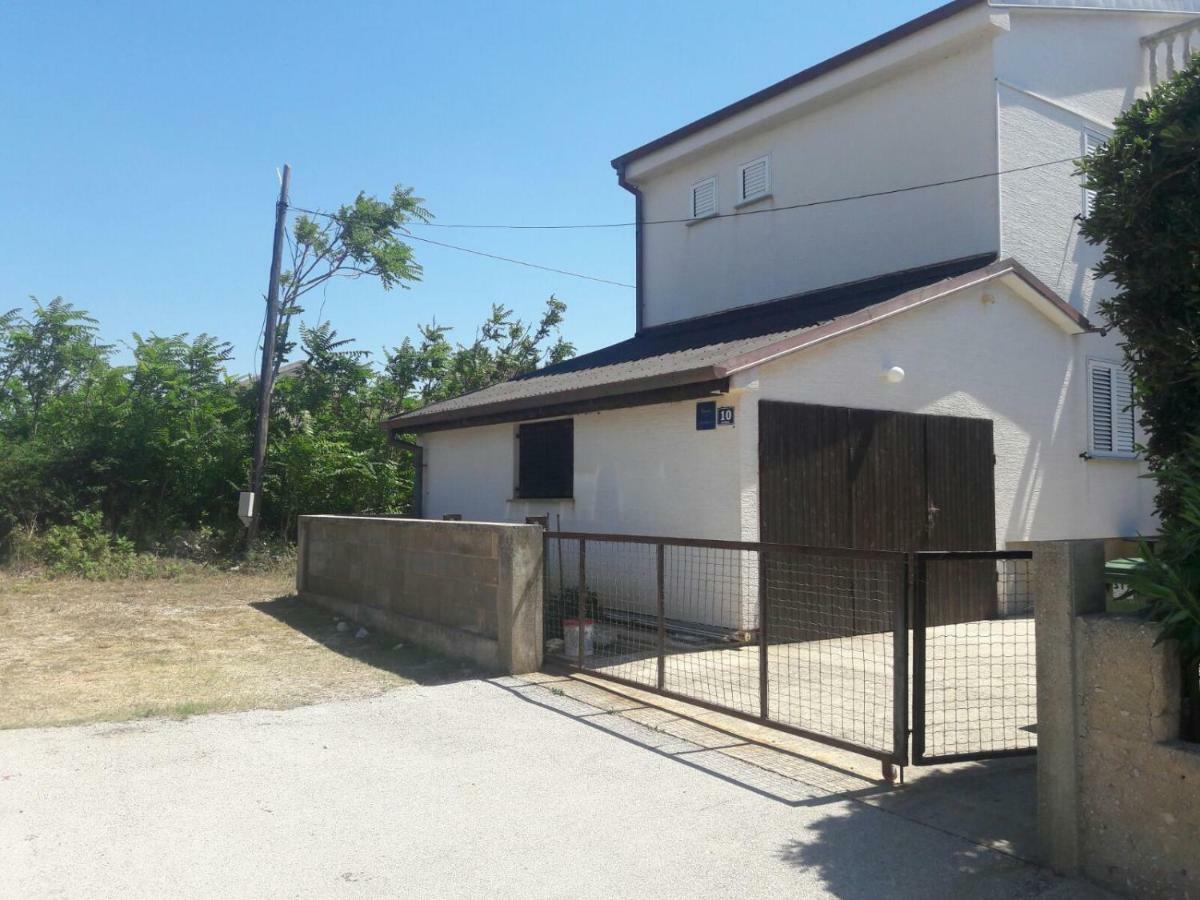 Apartment Zdenka Povljana Εξωτερικό φωτογραφία